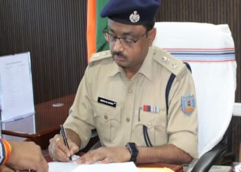 Giridih SP Deepak Kumar Sharma