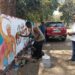 Mahavir Shami is carving the culture related to the soil of Jharkhand on the walls