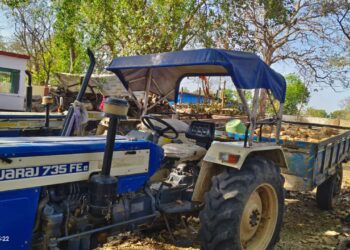 Bengabad awaidh pathhar loaded tractor