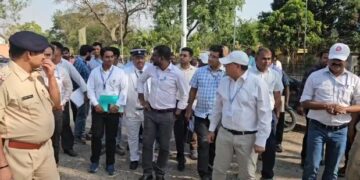 DRM of Asansol John reached Giridih Railway Station