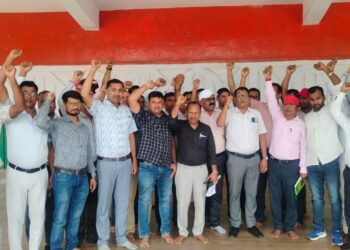 7-8 महीने से वेतन का इंतजार कर रहे गिरिडीह के नवनियुक्त सहायक आचार्य