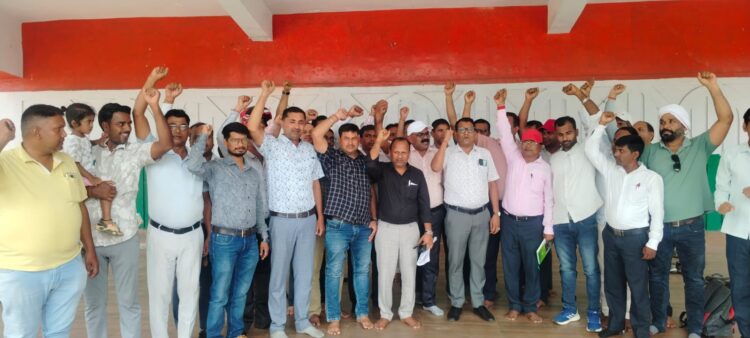 7-8 महीने से वेतन का इंतजार कर रहे गिरिडीह के नवनियुक्त सहायक आचार्य