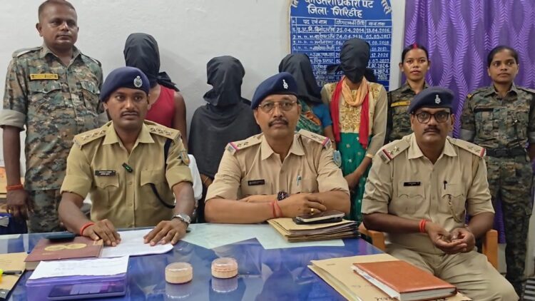 Four chain-snatching accused arrested within 24 hours by Tisri Police.