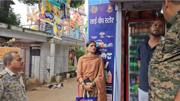 Stolen OnePlus phone recovered in Giridih after nine months, woman detained.