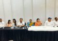 Shweta Sharma interacts with JMM leaders and workers in Giridih.